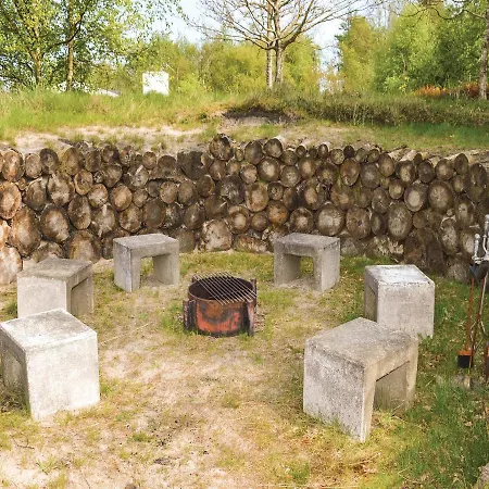 Three-bedroom Holiday In Saby * Sæby