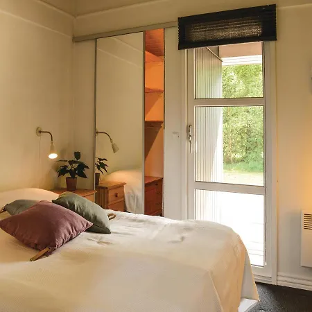 Three-bedroom Holiday In Saby Сasa de vacaciones
